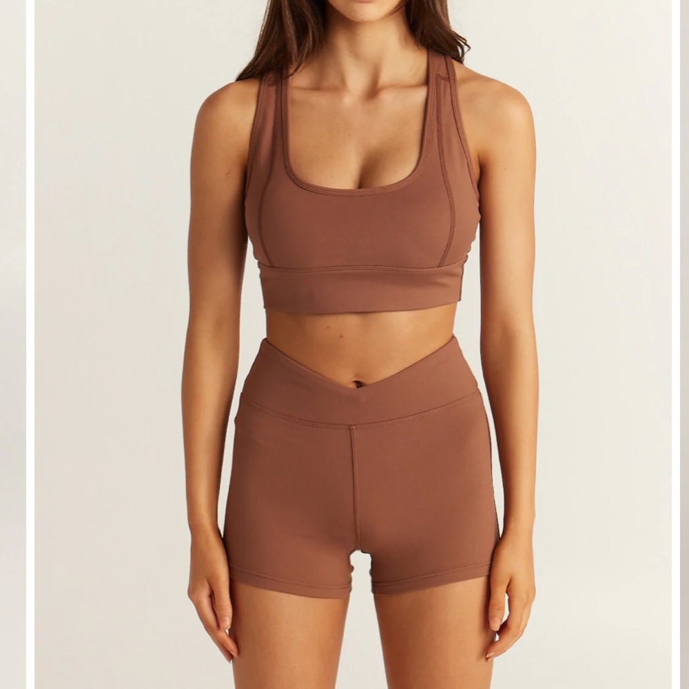 Tammy Hembrow Saski collection v waist shorts cocoa Small